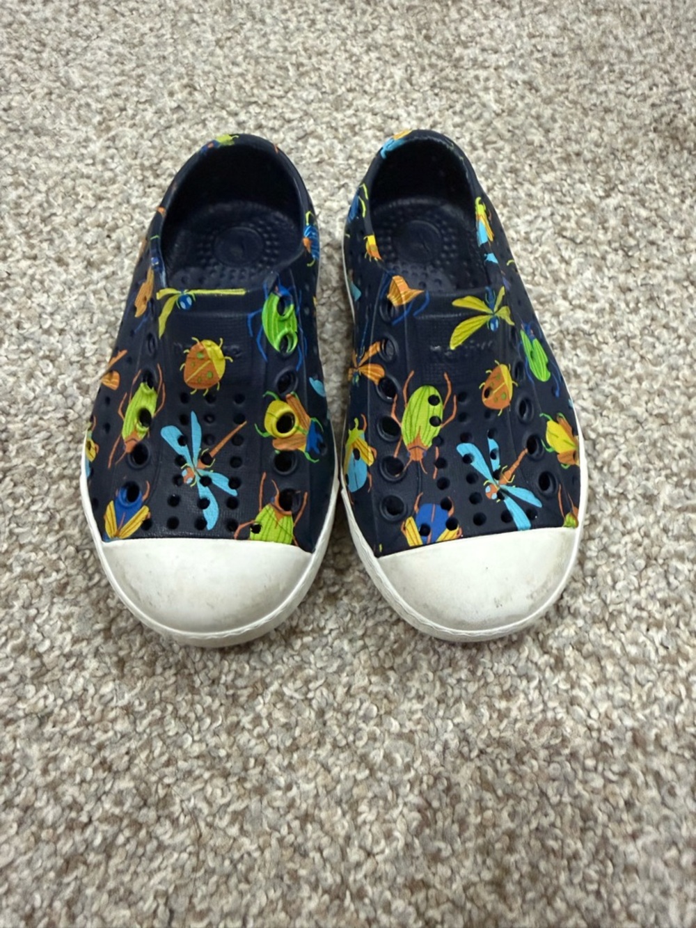 Native Kids Navy Water Shoes with Green, Yellow & Blue Bug Print